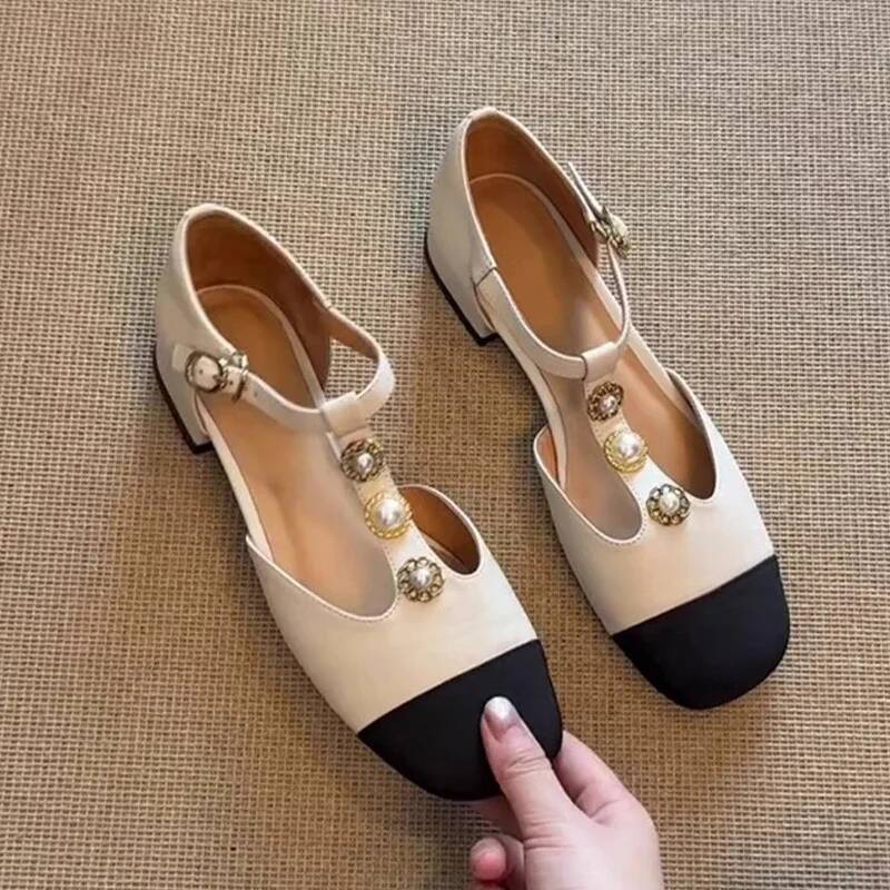 Vrouwen Vierkante Neus Hakken  - Casual Sandal Leather recensie en prijs